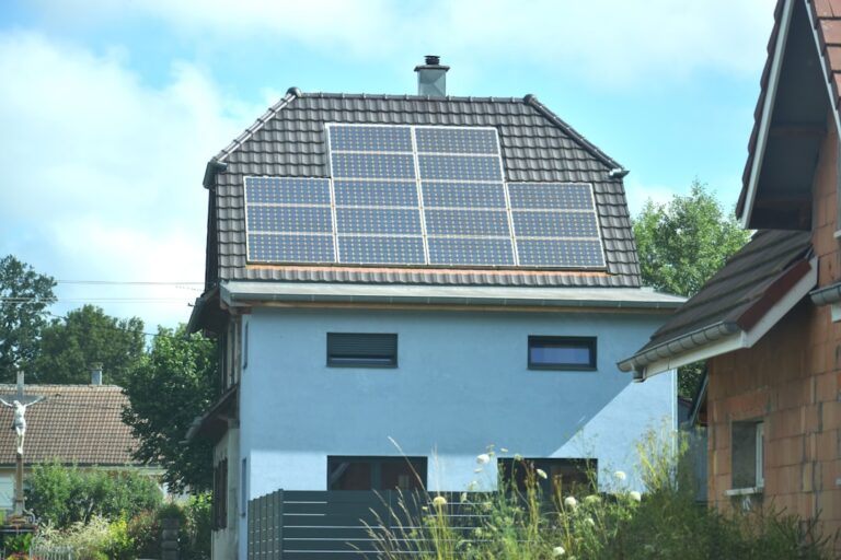 Dom pasywny vs. energooszczędny – który bardziej się opłaca? Photo Energy-efficient house